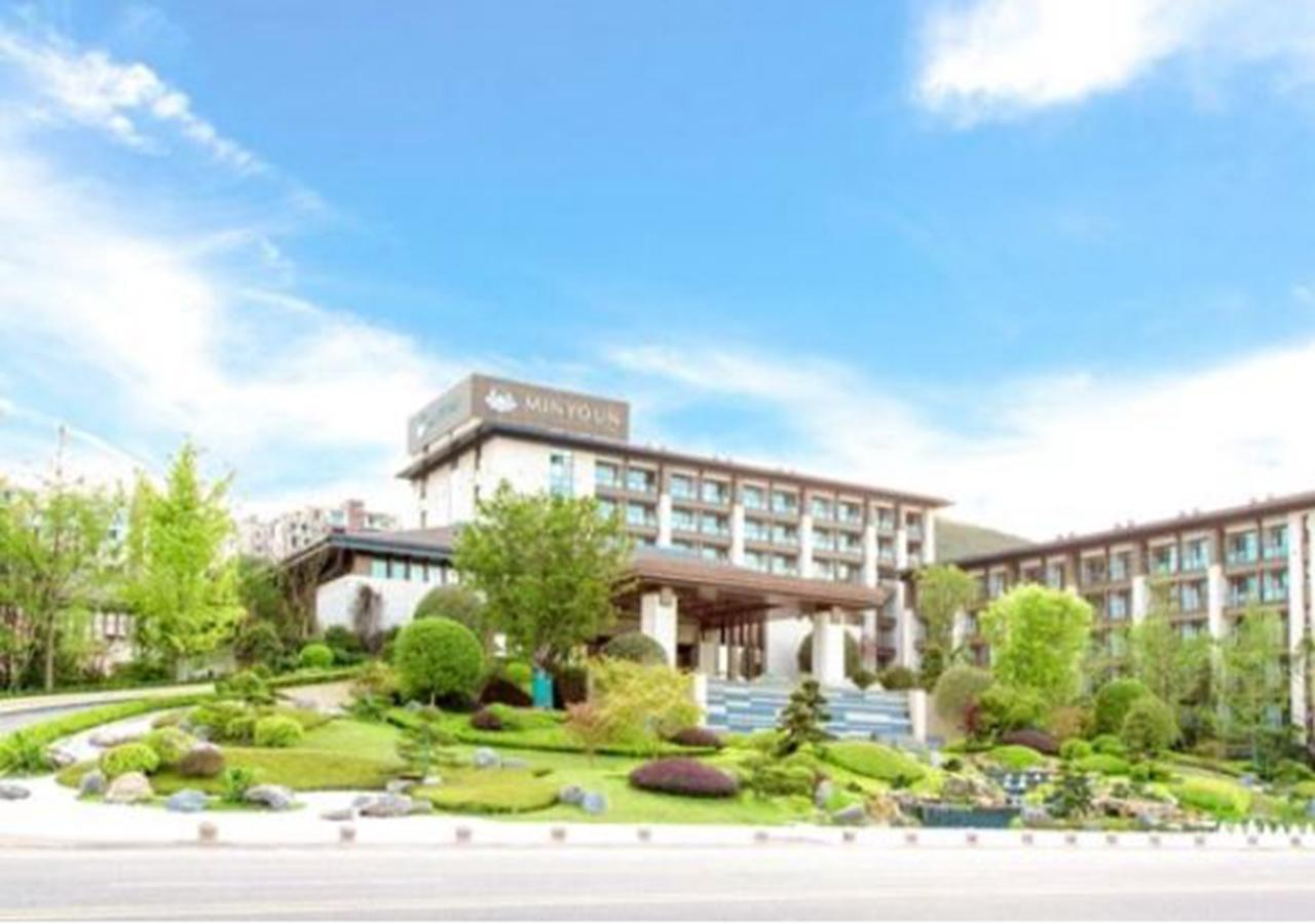 Minyoun Langzhong Ancient City Resort Экстерьер фото